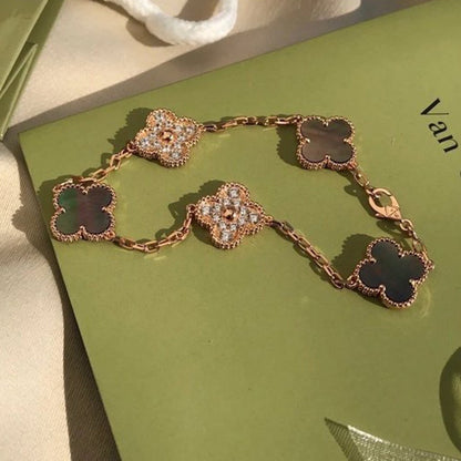 [Legend]LUCKY CLOVER 5-MOTIF BRACELET - GREY MOTHER-OF-PEARL COLLECTION