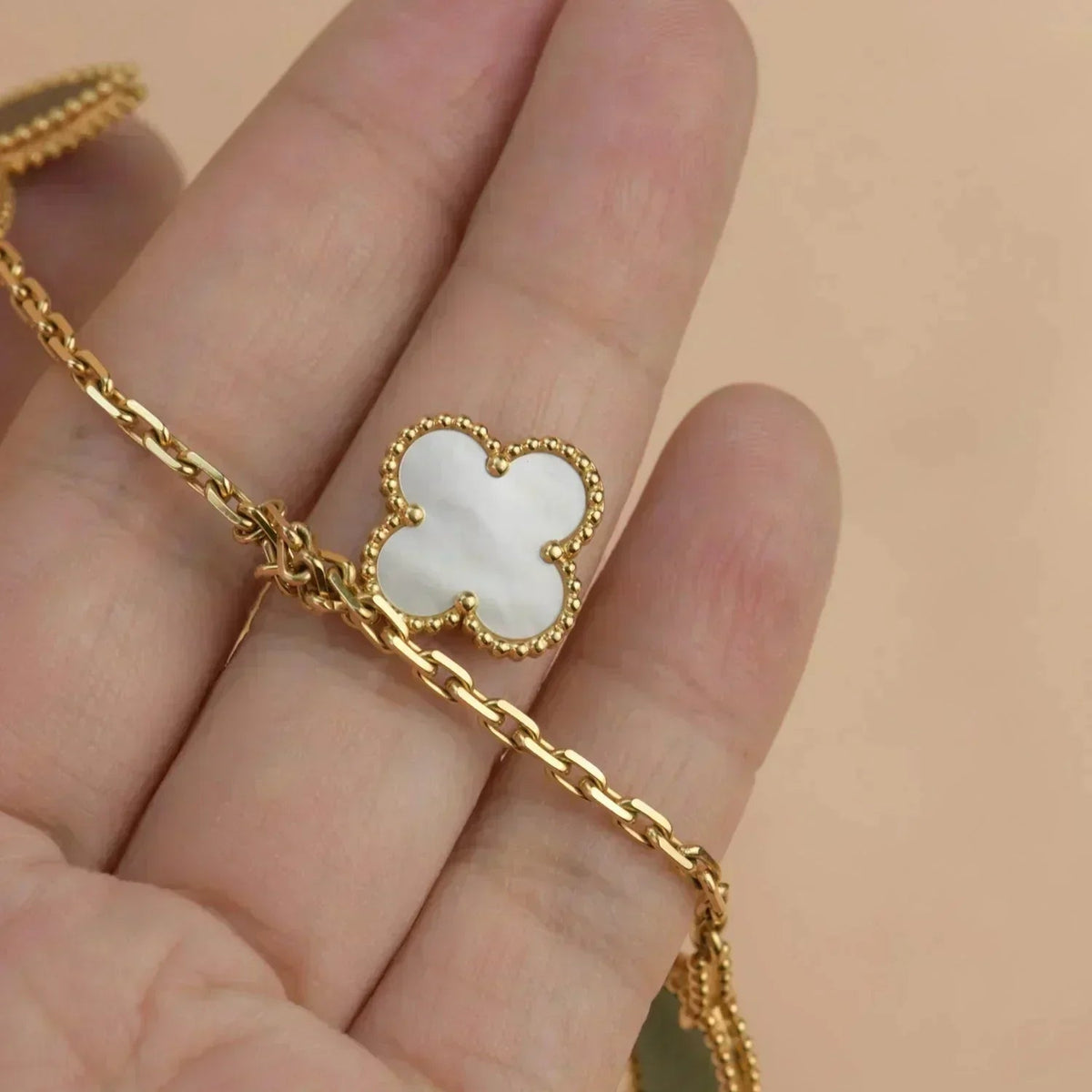 [Legend]LUCKY NATURE MULTI-CHARM BRACELET