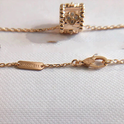 [Legend]KALEIDOSCOPE PENDANT NECKLACE