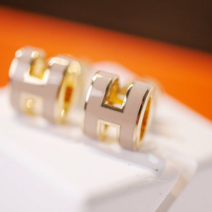 [Legend]MINI POP H GOLD EARRINGS GREY