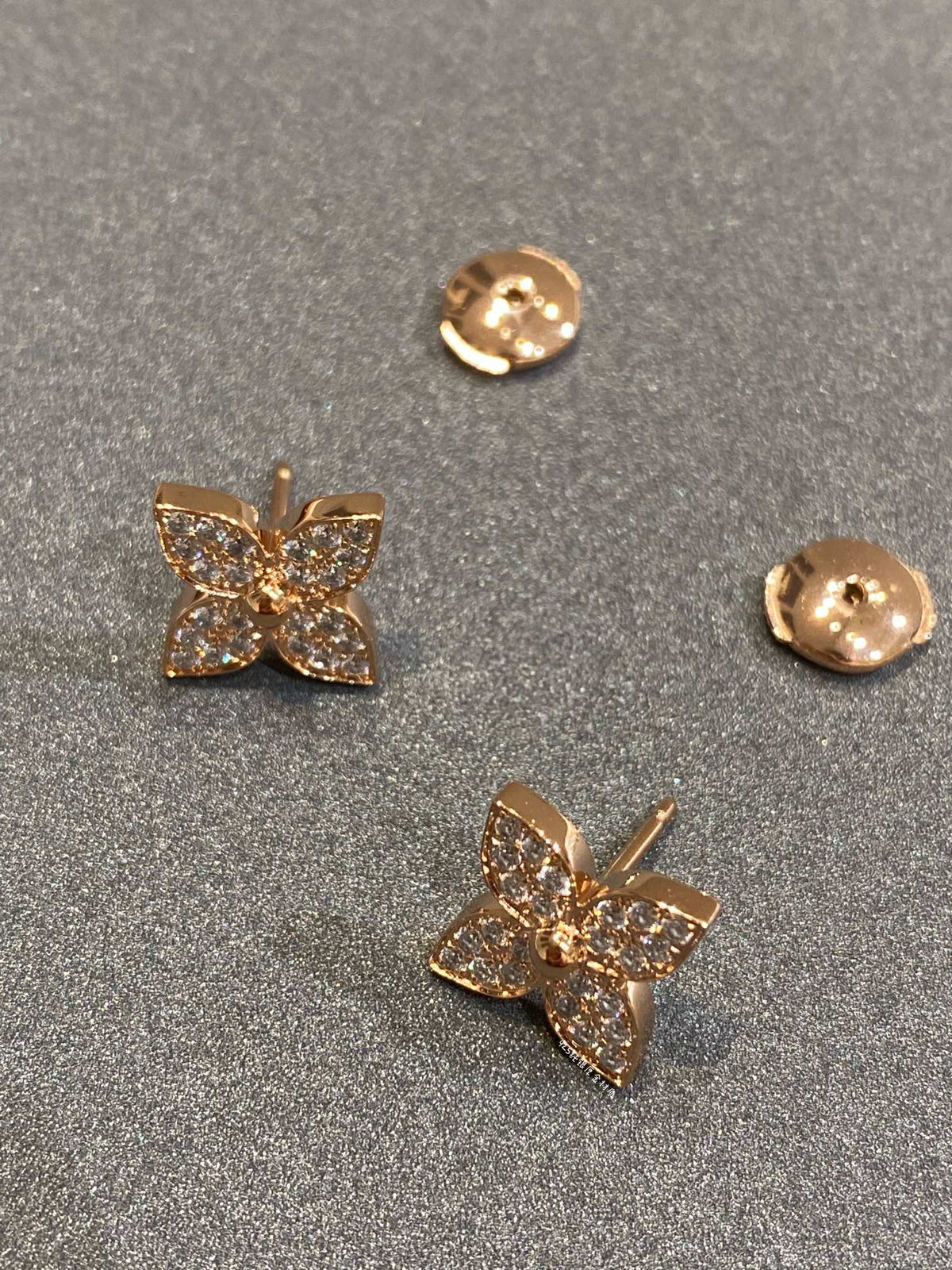 [Legend]STAR DIAMOND EARRINGS