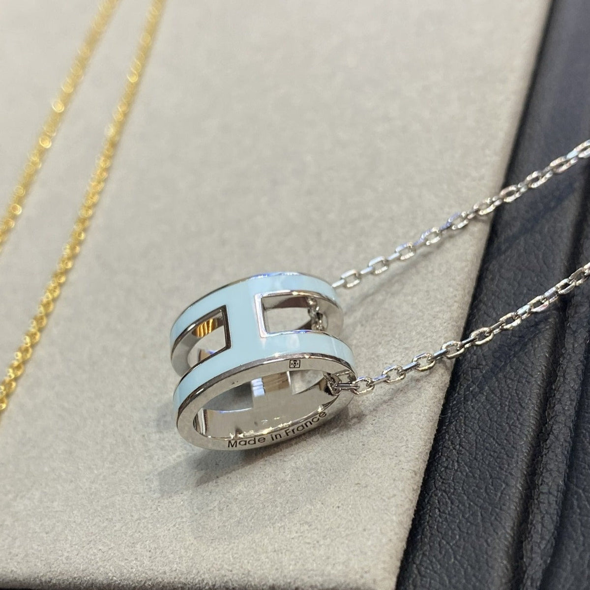 [Legend]POP H LIGHT BLUE NECKLACE