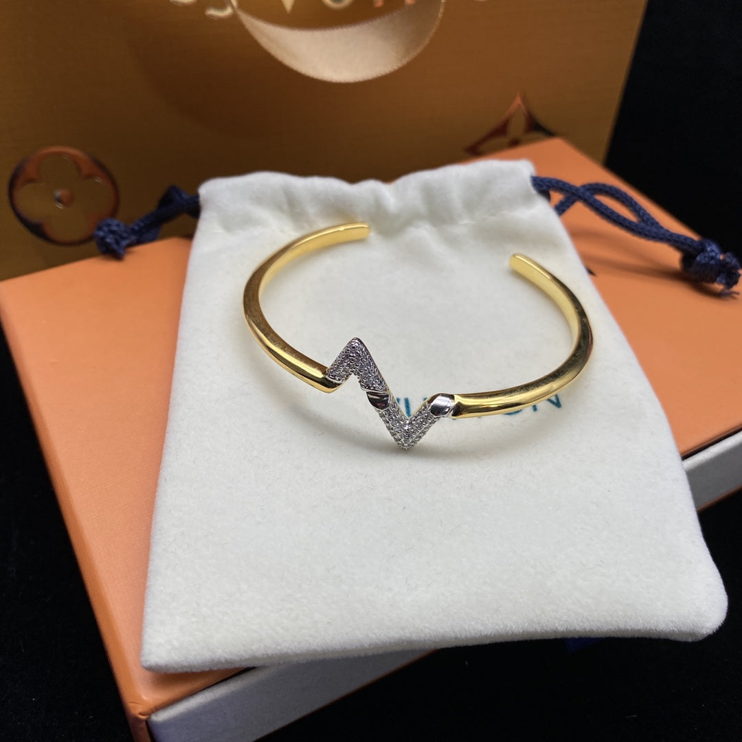 [Legend]VOLTE UPSITE DOWN DIAMOND GOLD OPEN BRACELET