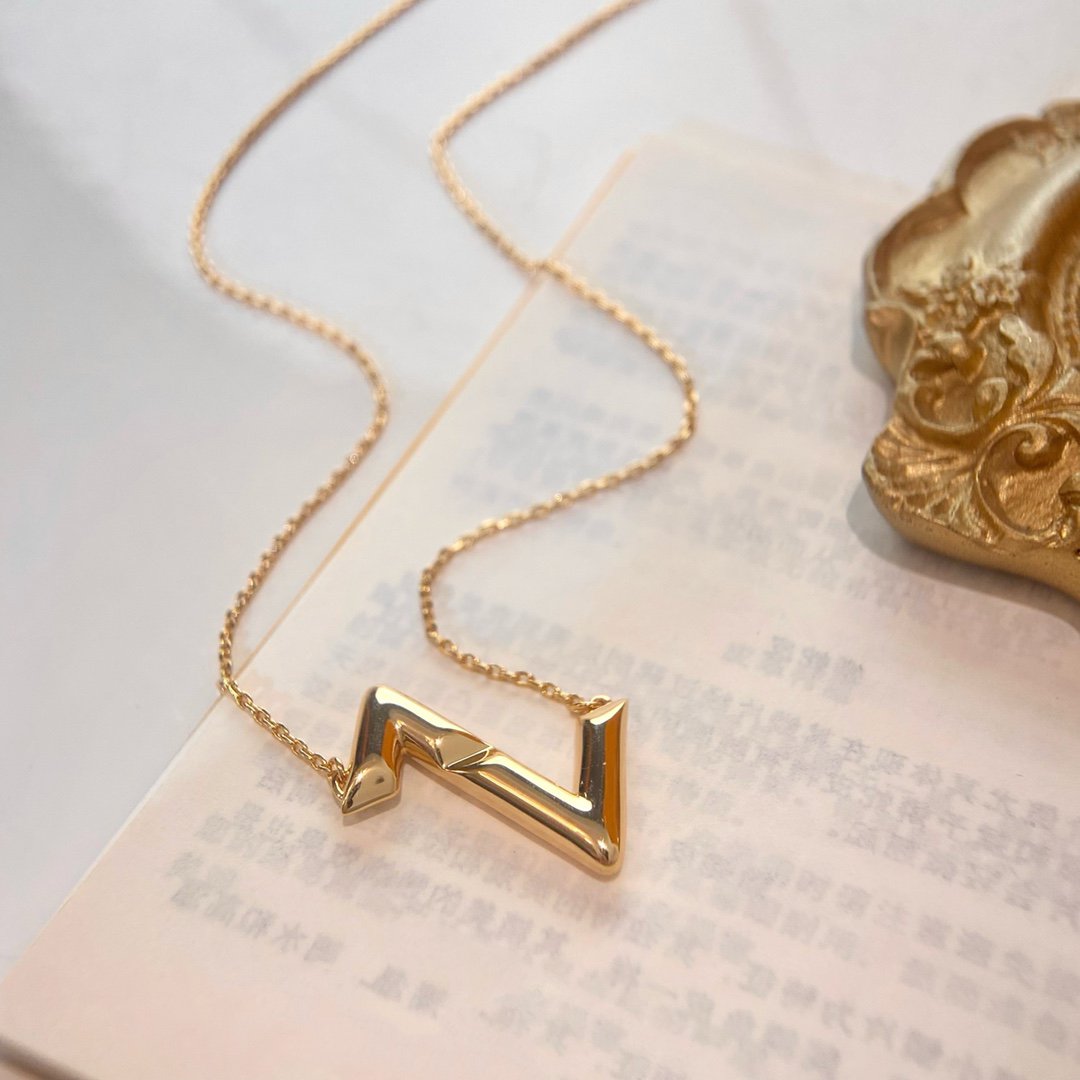 [Legend]VOLTE UPSIDE DOWN NECKLACE