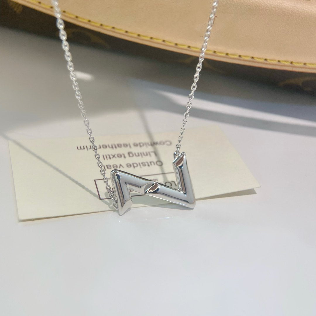 [Legend]VOLTE UPSIDE DOWN NECKLACE