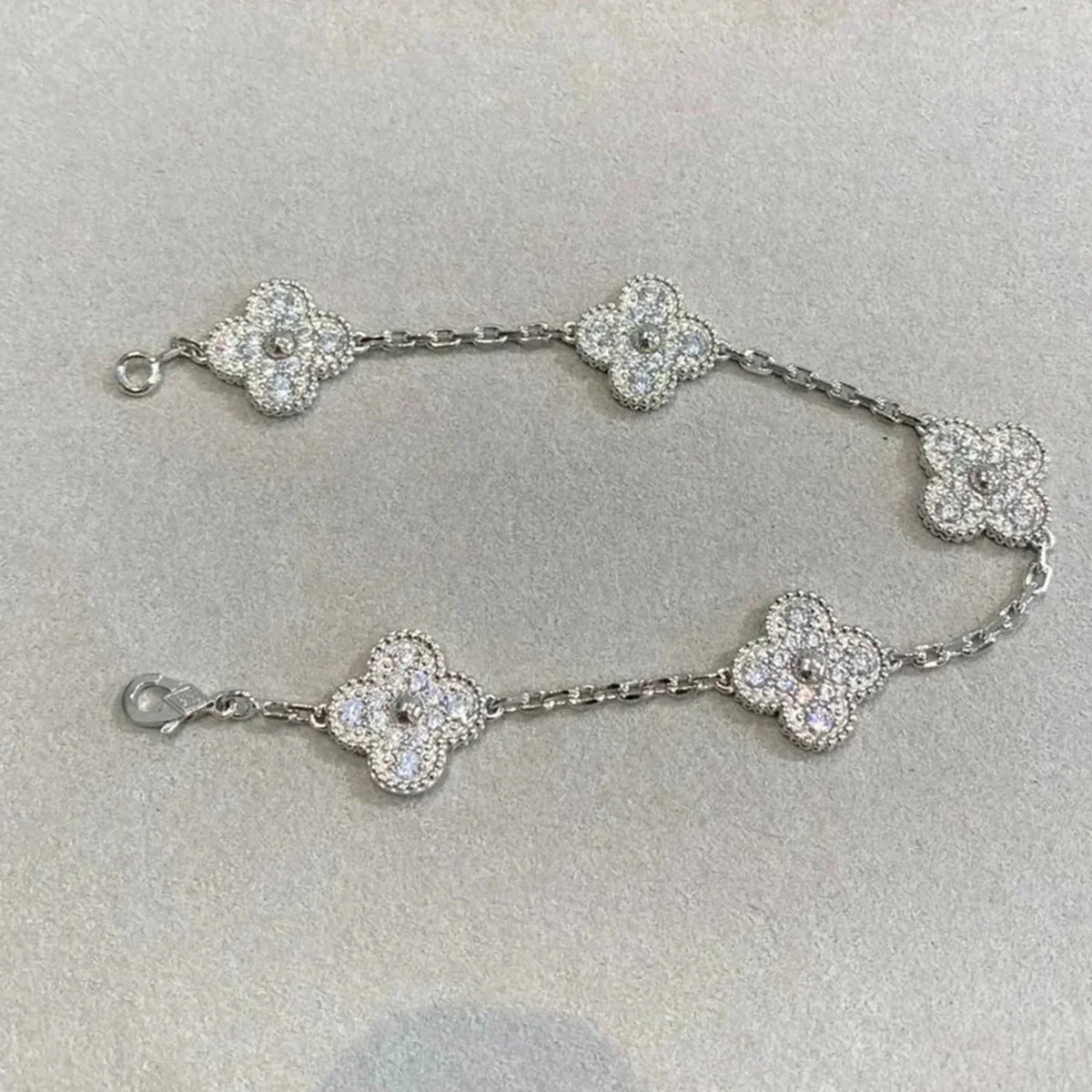[Legend]LUCKY CLOVER 5-MOTIF BRACELET - FULL-DIAMOND