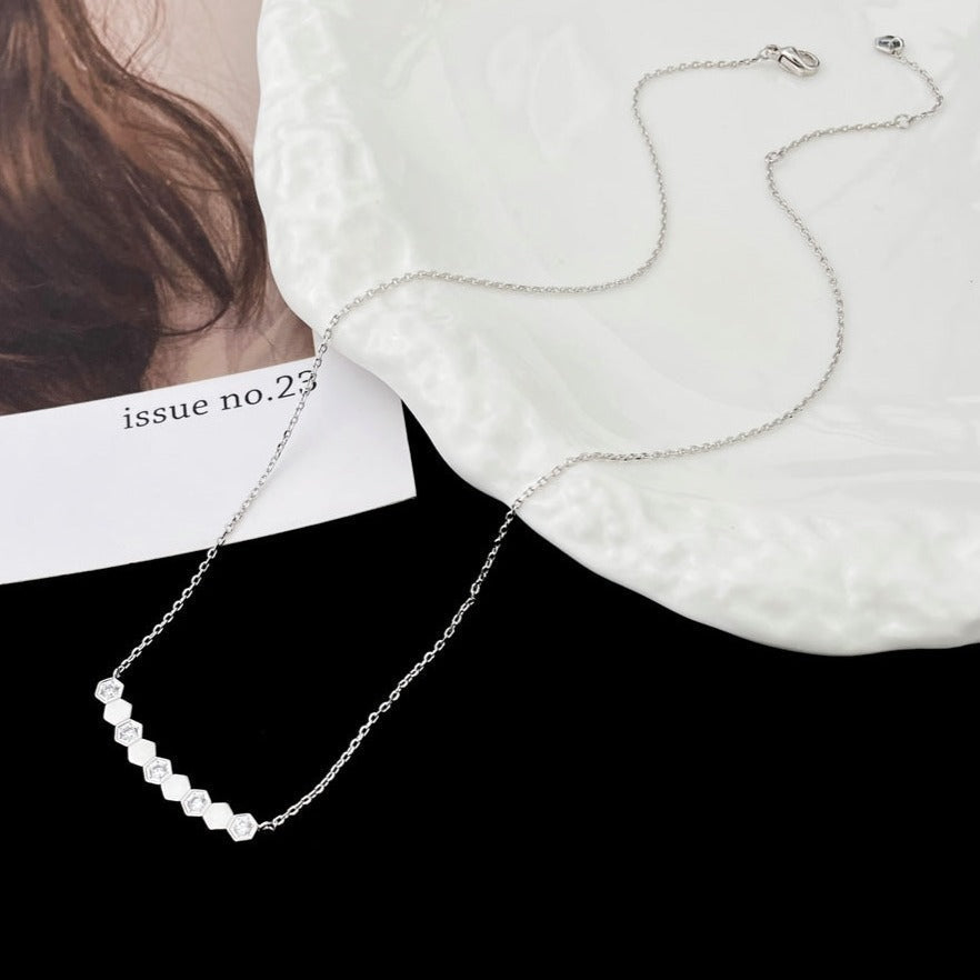 [Legend]BEE MY LOVE DIAMOND NECKLACE