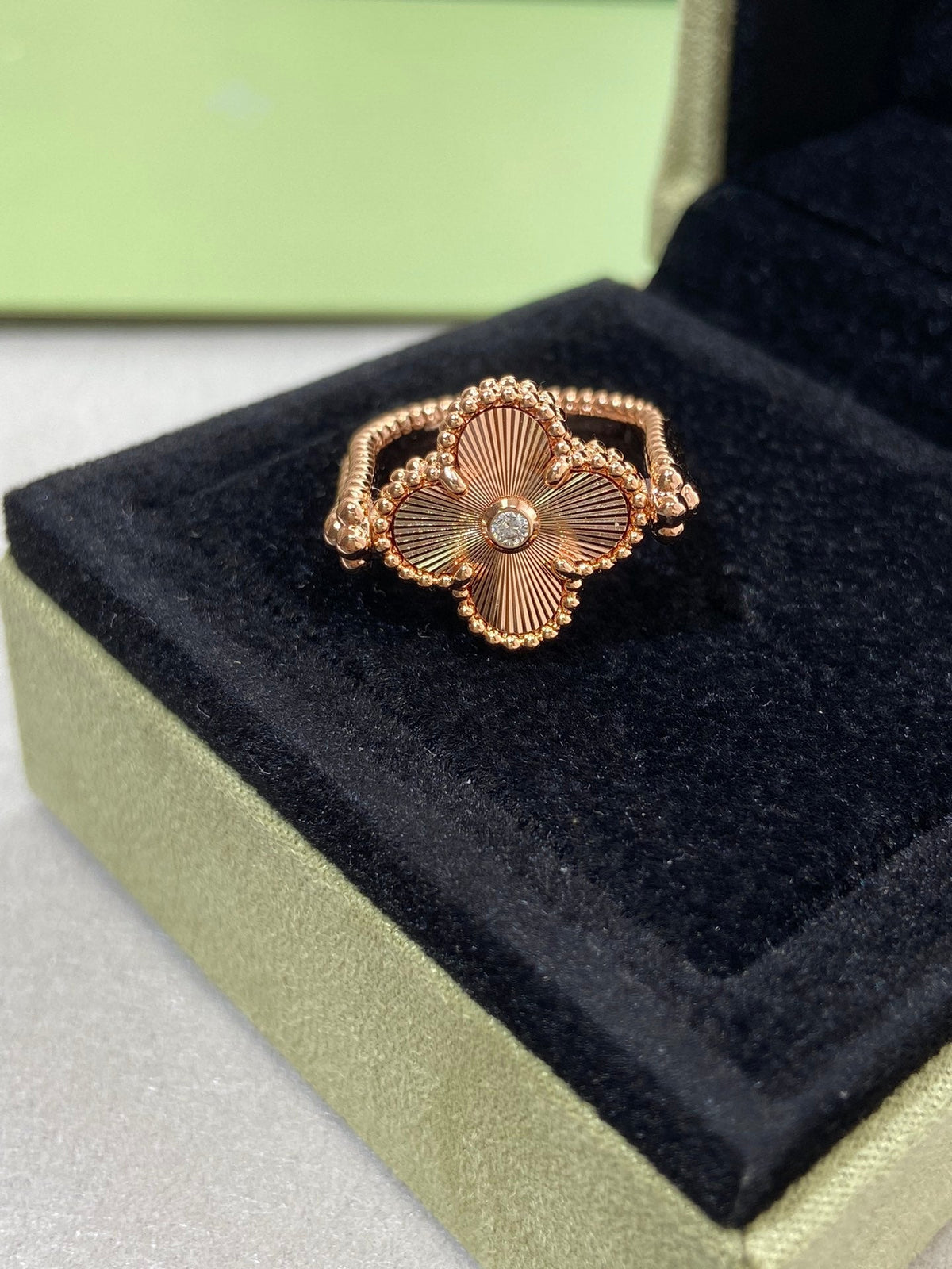 [Legend]LUCKY CLOVER GOLD REVERSIBLE RING