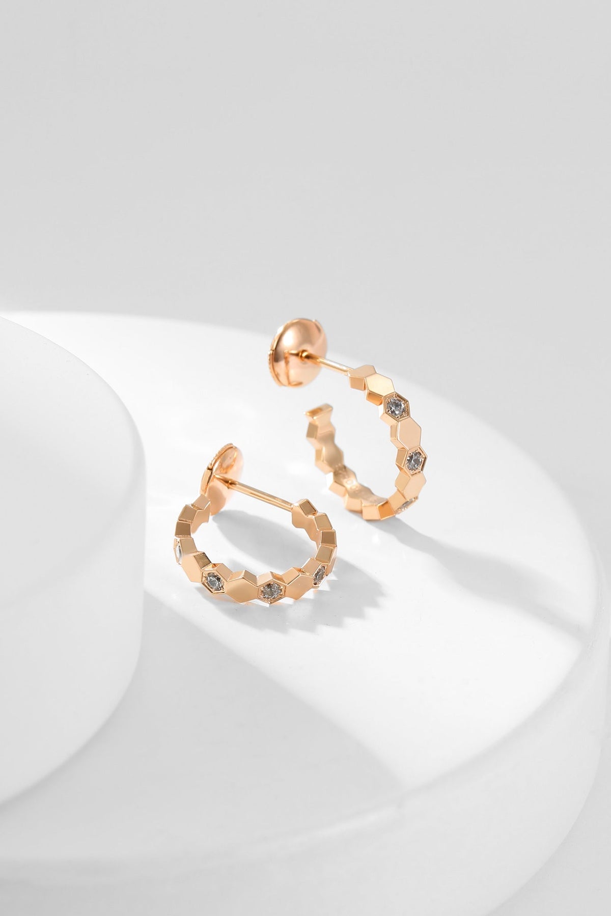 [Legend]BEE LOVE DIAMOND HOOP EARRINGS