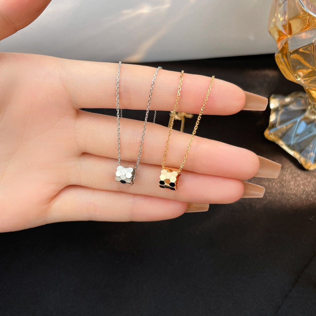 [Legend]BEE MINI NECKLACE
