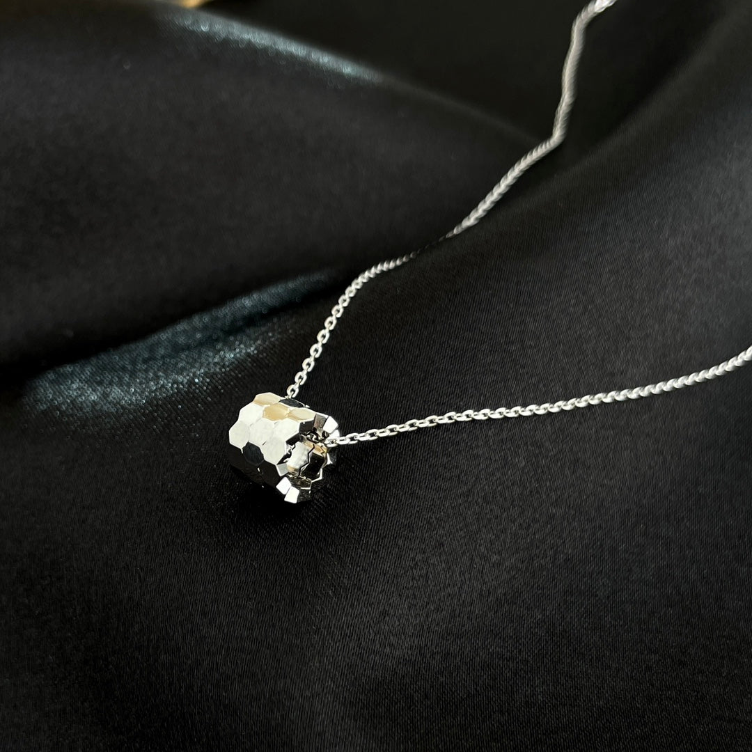 [Legend]BEE MINI NECKLACE
