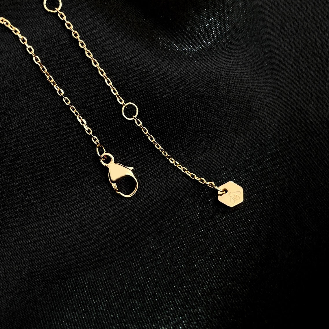 [Legend]BEE MINI NECKLACE