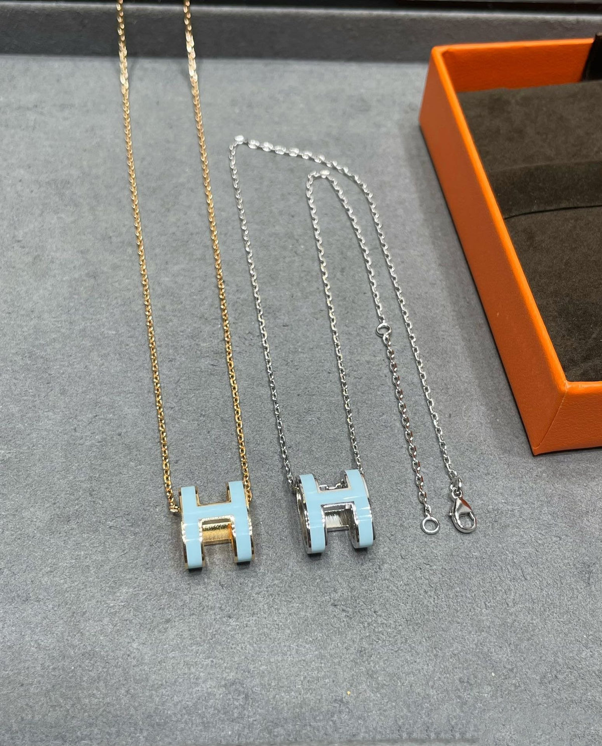 [Legend]POP H SKY BLUE NECKLACE