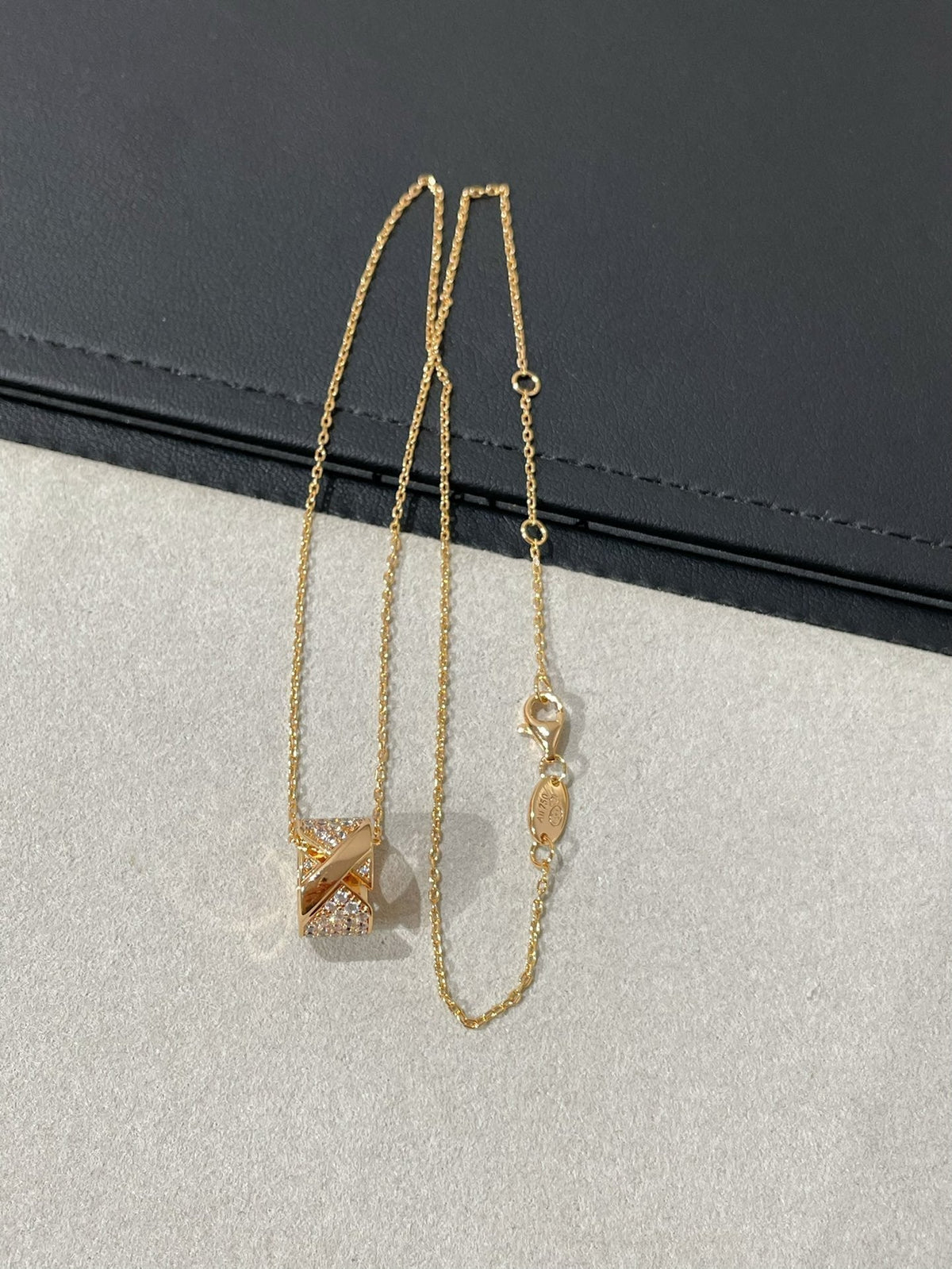 [Legend]LIENS EVIDENCE DIAMOND PAVED NECKLACE