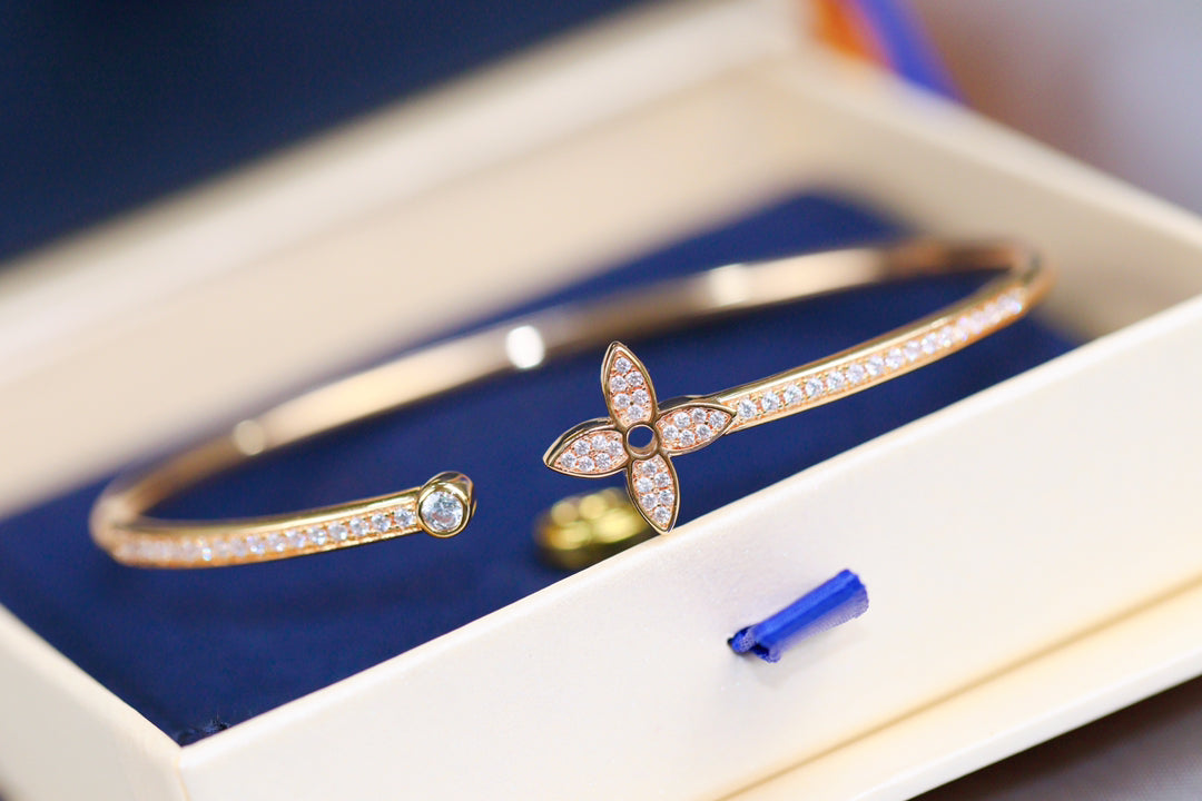 [Legend]IDYLLE ROSE GOLD OPEN BRACELET DIAMOND PAVED