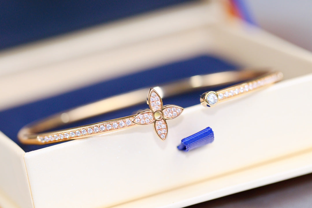 [Legend]IDYLLE ROSE GOLD OPEN BRACELET DIAMOND PAVED