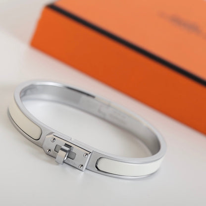 [Legend]HM KELLY WHITE BRACELET
