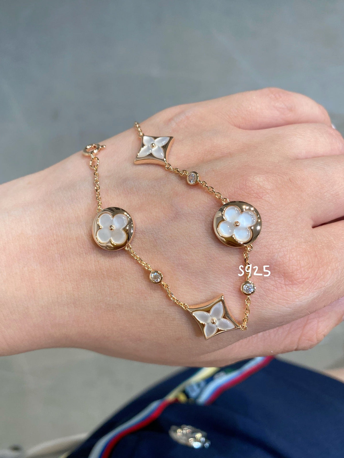 [Legend]STAR AND SUN 4 MOTIF WHITE MOP ROSE GOLD BRACELET