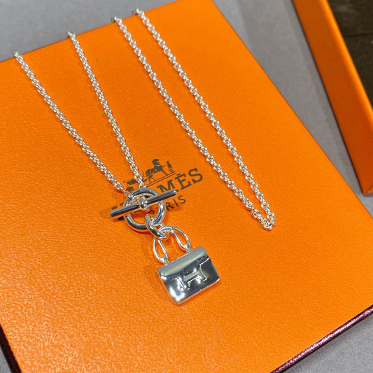 [Legend]CONSTANCE PEDANT SILVER NECKLACE