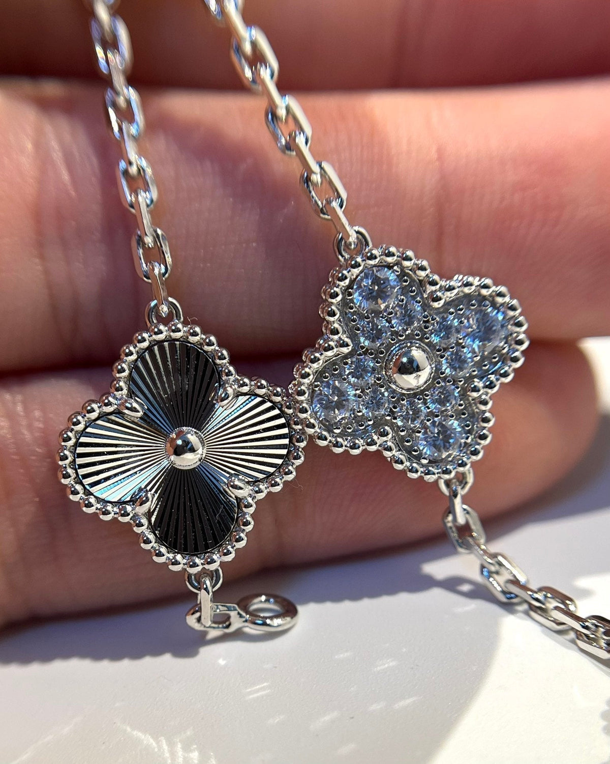[Legend]LUCKY CLOVER 5-MOTIF BRACELET - LASER COLLECTION