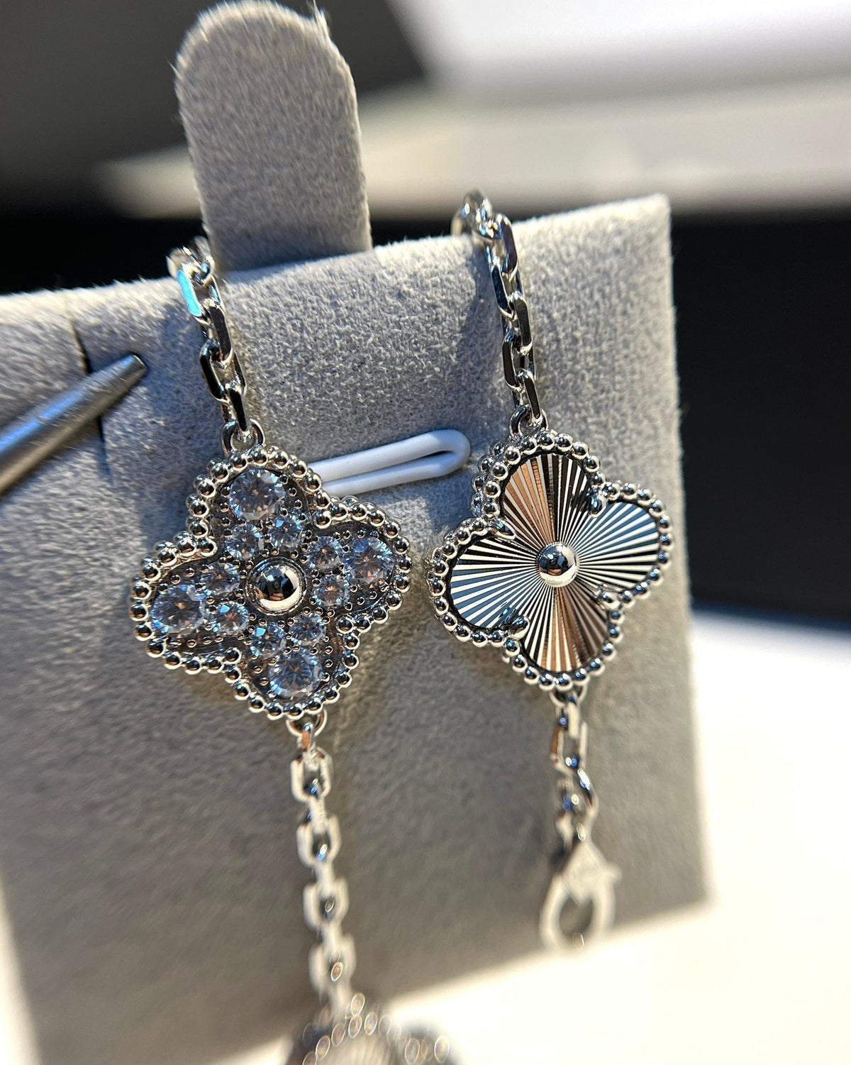 [Legend]LUCKY CLOVER 5-MOTIF BRACELET - LASER COLLECTION