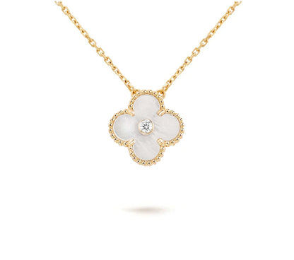 [Legend]LIMITED EDITION CHRISTMAS CLOVER FLOWER NECKLACE - 15MM ANNUAL COLLECTIBLE PENDANT