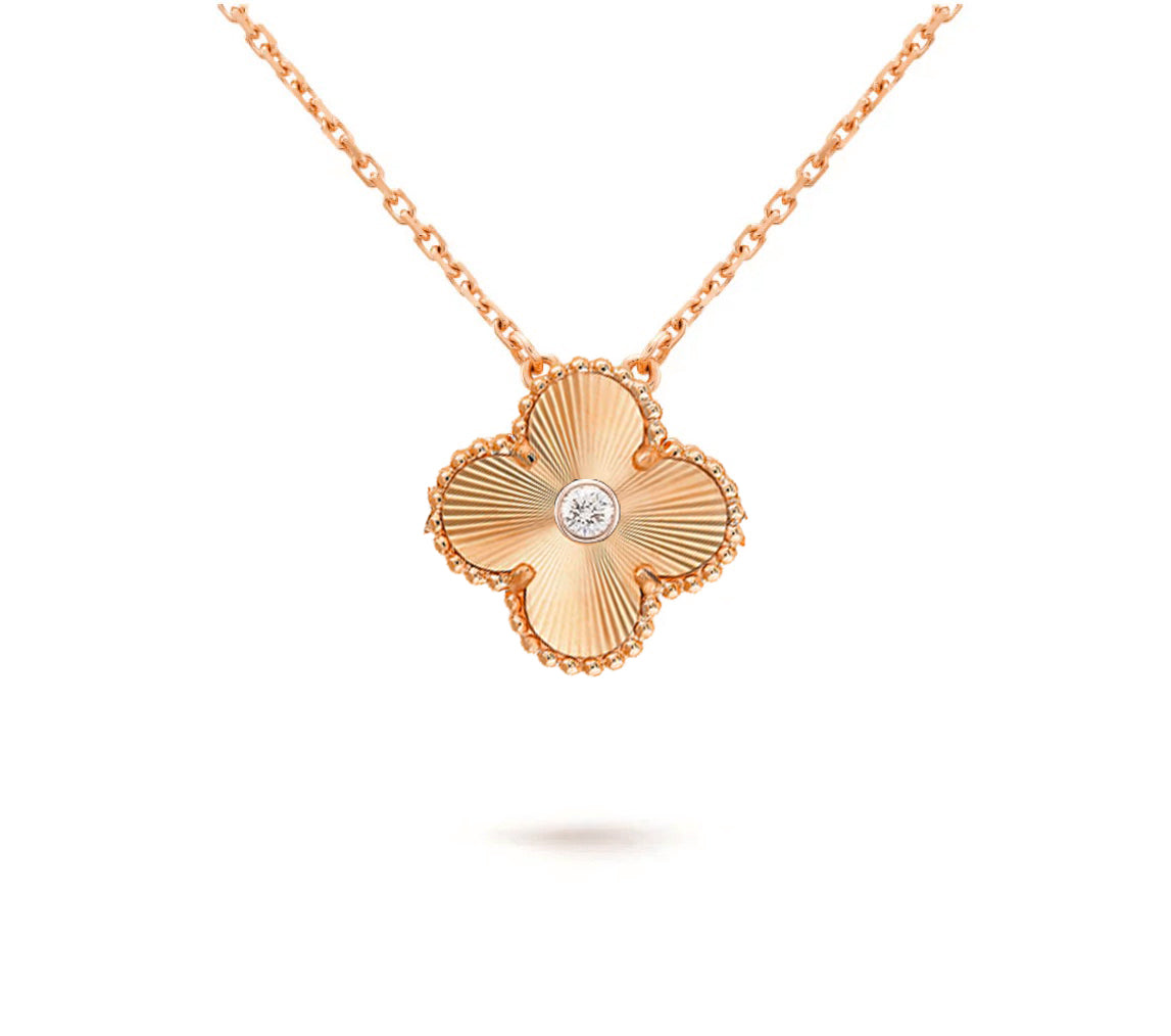[Legend]15MM CLOVER FLOWER DIAMOND PENDANT NECKLACE COLLECTION