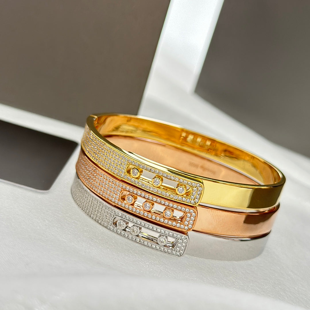 [Legend]MOVE NOA PAVÉ DIAMOND BANGLE BRACELET
