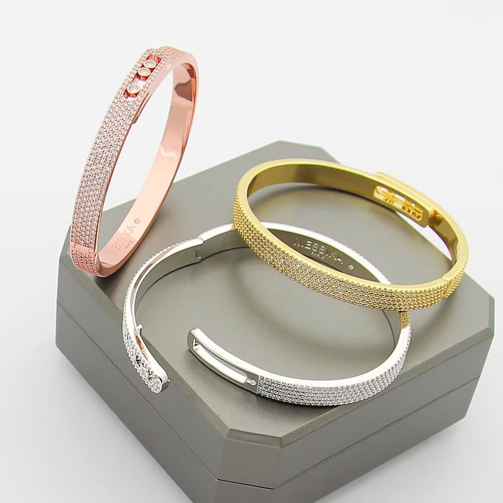 [Legend]MOVE NOA FULL-PAVÉ DIAMOND BANGLE BRACELET