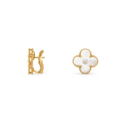[Legend]15MM CLOVER FLOWER STUD EARRINGS DIAMOND-GOLD COLLECTION