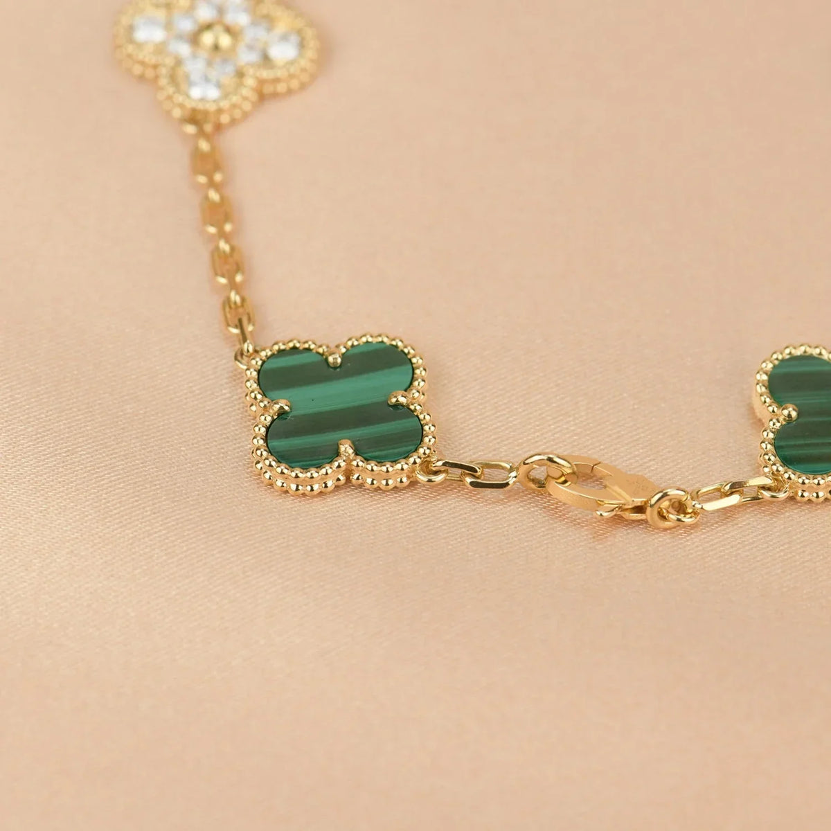 [Legend]LUCKY CLOVER 5-MOTIF BRACELET - MALACHITE COLLECTION