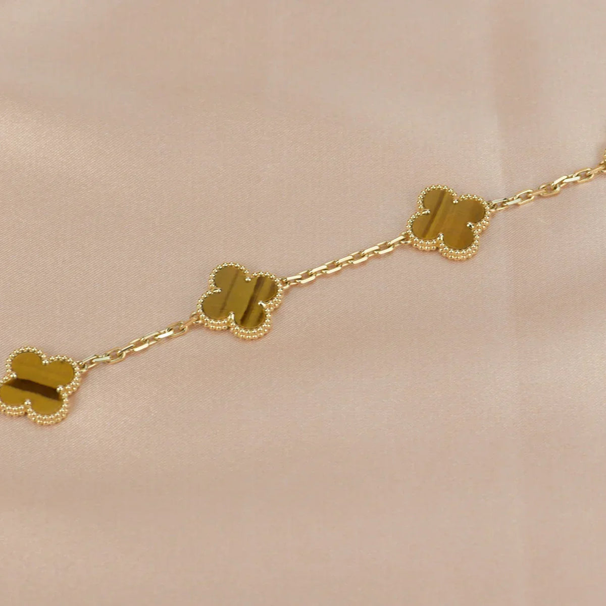 [Legend]LUCKY CLOVER 5-MOTIF BRACELET -  TIGER’S EYE COLLECTION