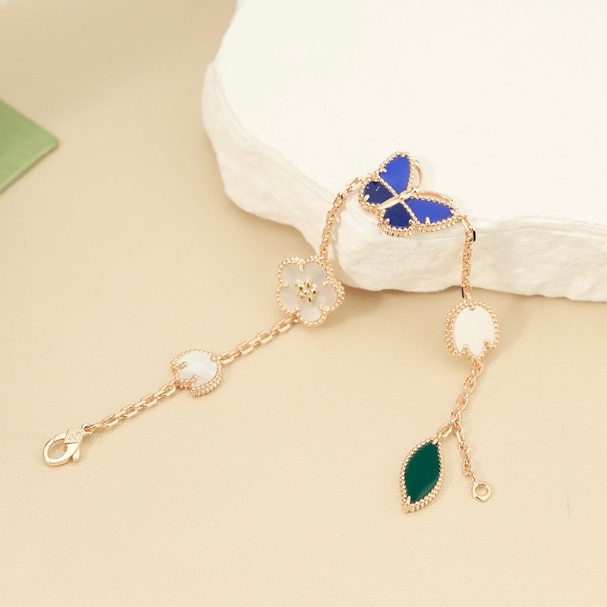 [Legend]SPRING ENCHANTMENT BUTTERFLY & FLORAL CHARM BRACELET