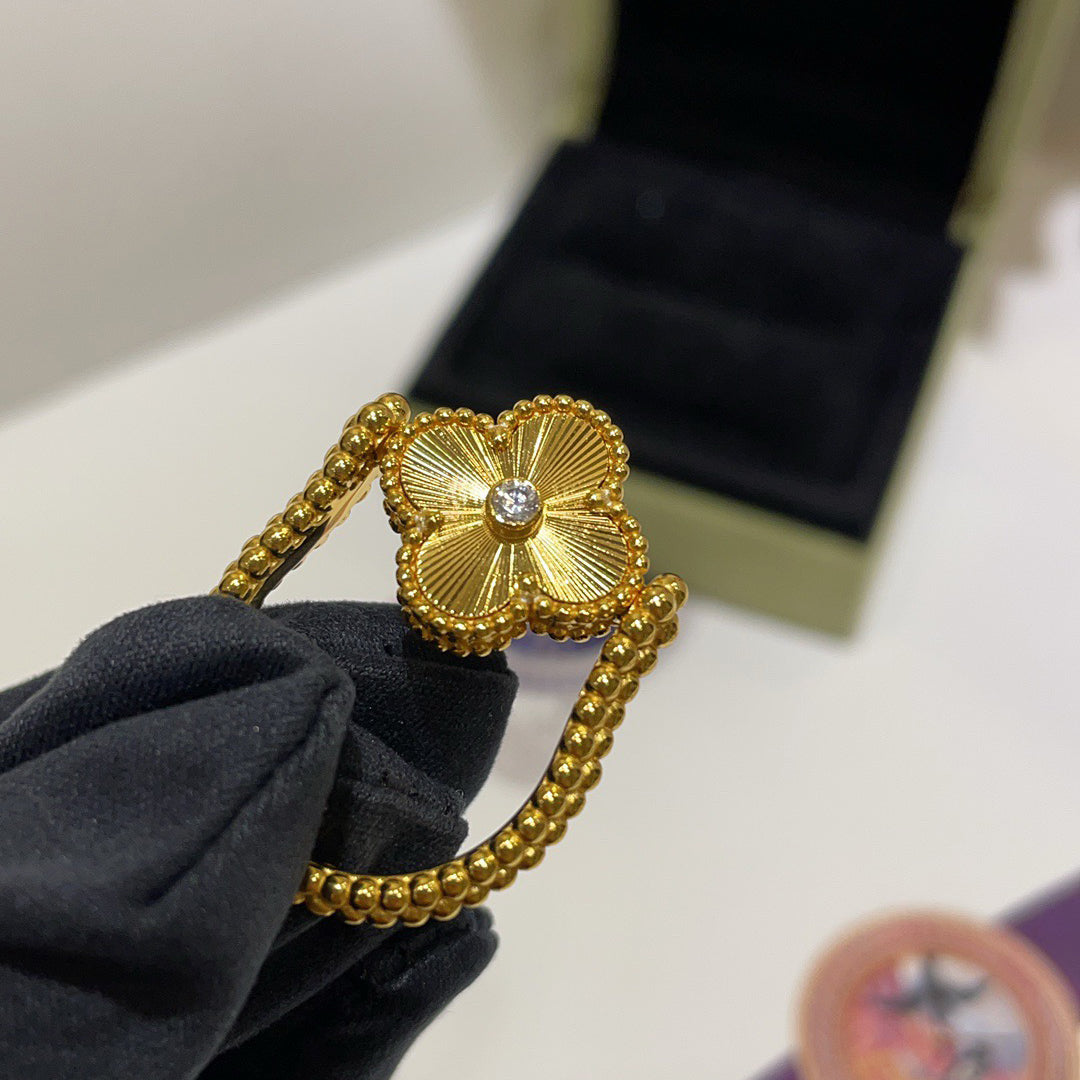[Legend]LUCKY CLOVER GOLD REVERSIBLE RING