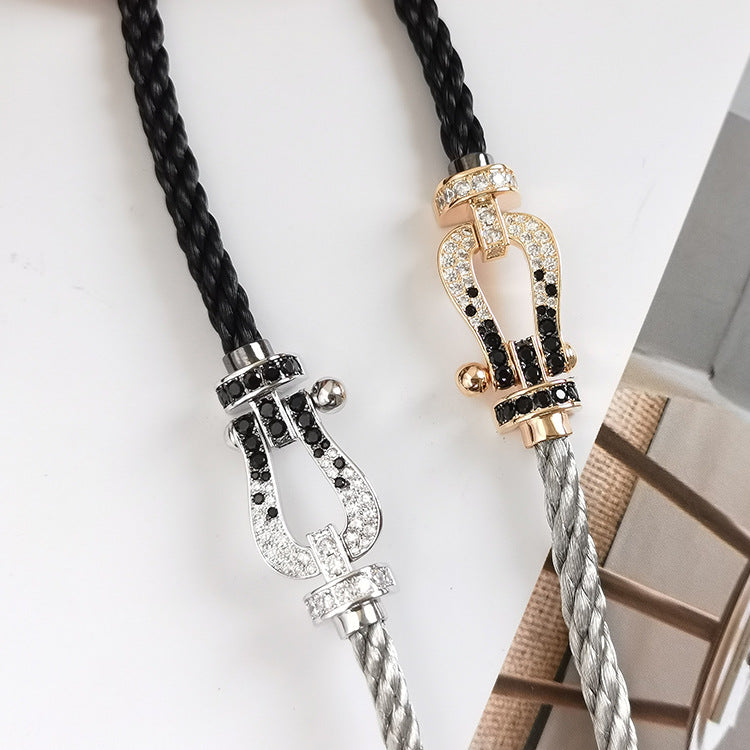 [Legend]FORCE LARGE HORSESHOE BLACK & WHITE DIAMOND BRACELET - WHITE GOLD