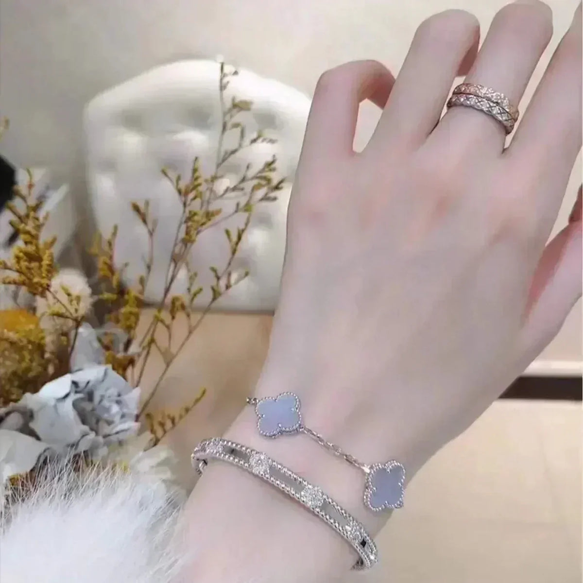 [Legend]LUCKY CLOVER 5-MOTIF BRACELET - PURPLE CHALCEDONY COLLECTION