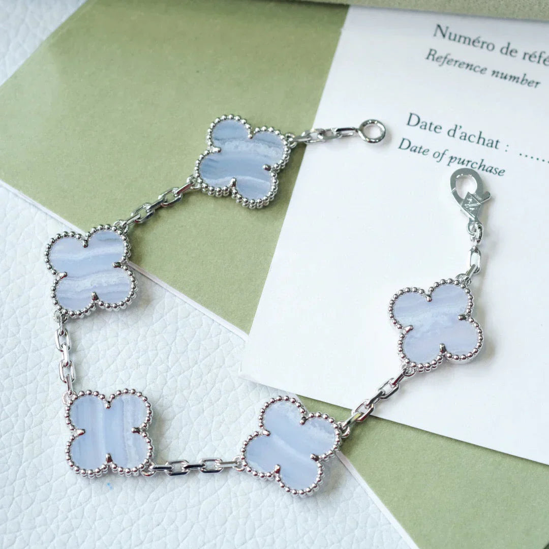 [Legend]LUCKY CLOVER 5-MOTIF BRACELET - PURPLE CHALCEDONY COLLECTION