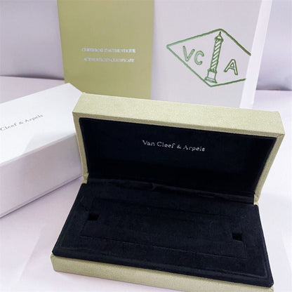 [Legend]CLOVER BRAND JEWELRY BOX