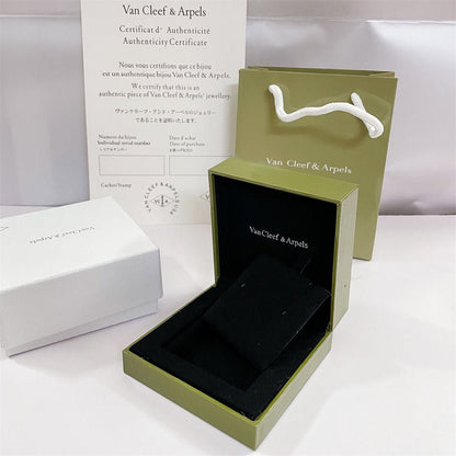 [Legend]CLOVER BRAND JEWELRY BOX