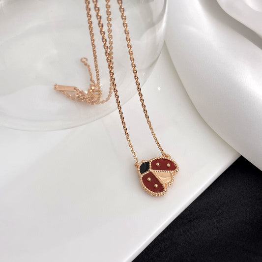 [Legend]LUCKY CARNELIAN LADYBUG CHARM NECKLACE