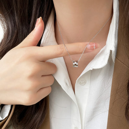 [Legend]BEE MINI PEDANT DIAMOND NECKLACE