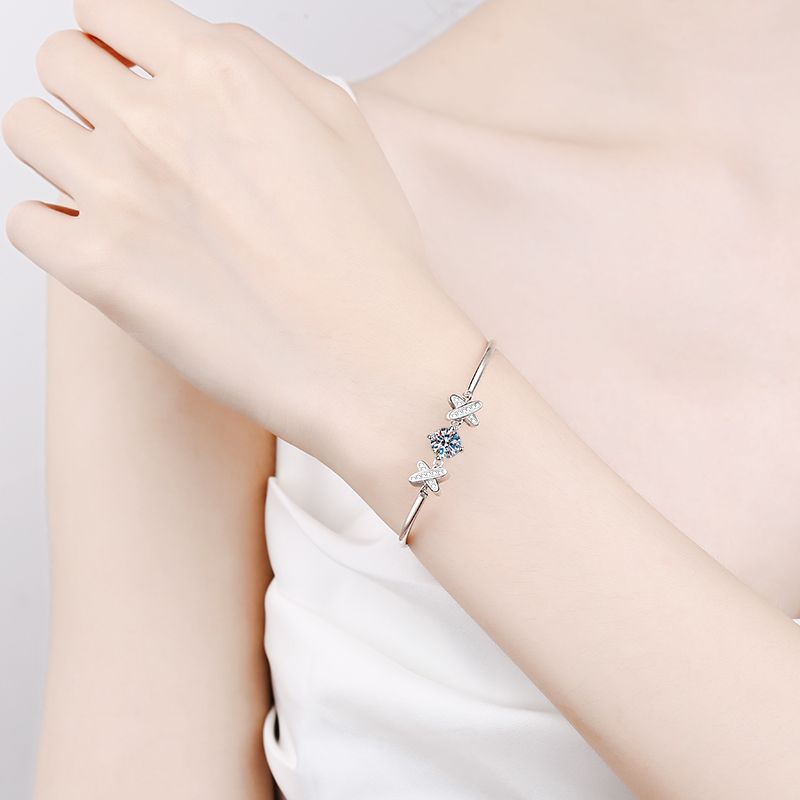 [Legend]ELEGANT BOW-KNOT MOISSANITE BRACELET