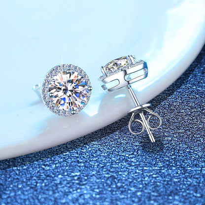 [Legend]CLASSIC 4-PRONG ROUND MOISSANITE STUD EARRINGS
