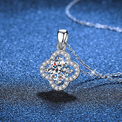 [Legend]CLASSIC CLOVER MOISSANITE PENDANT NECKLACE