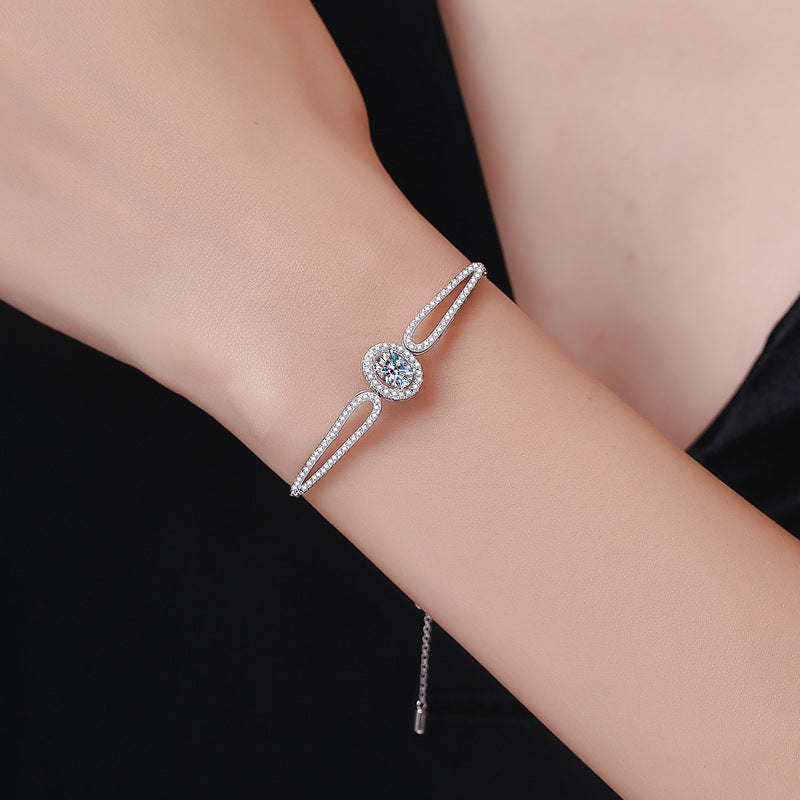 [Legend]"PIGEON'S EGG" TEARDROP MOISSANITE BRACELET