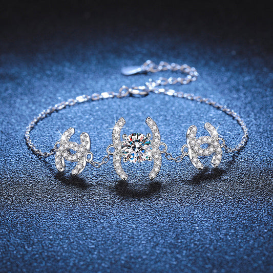 [Legend]CLASSIC INTERLOCKING MOISSANITE BRACELET