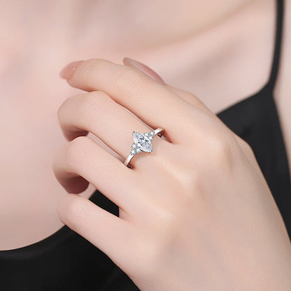 [Legend]ELEGANT MARQUISE CUT MOISSANITE RING WITH SIDE ACCENTS