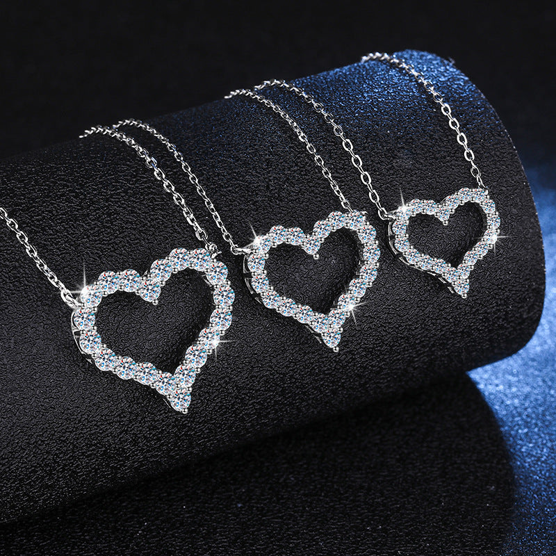[Legend]ROMANTIC HEART MOISSANITE PENDANT NECKLACE