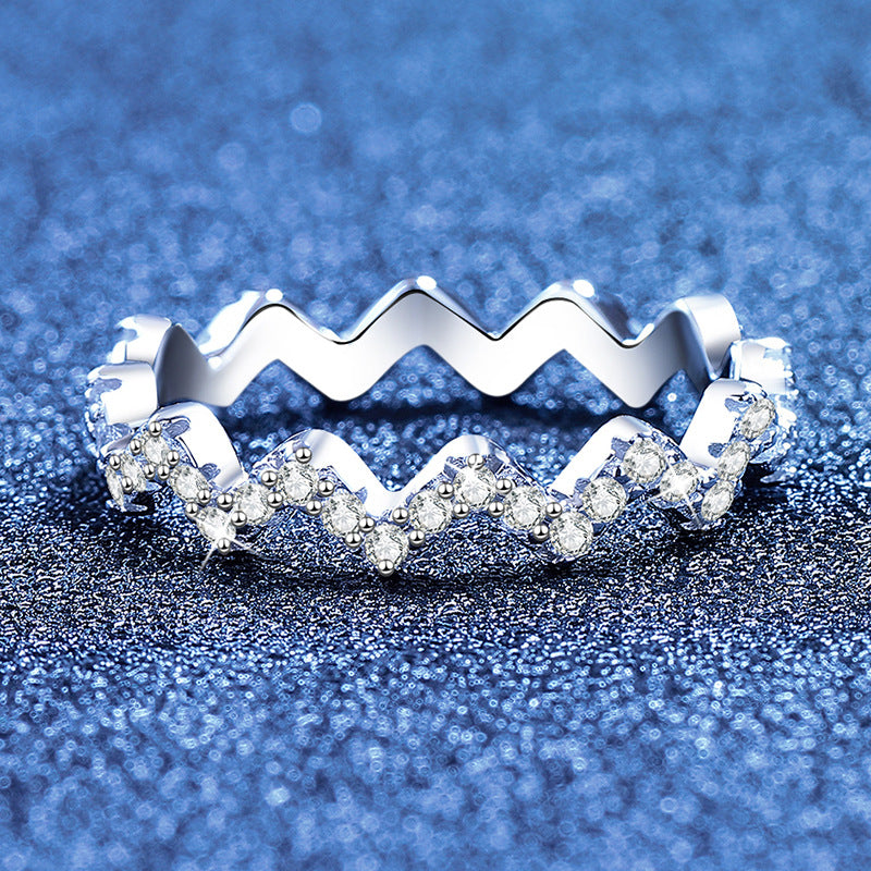 [Legend]CHIC WAVY MOISSANITE ETERNITY RING