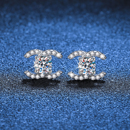 [Legend]CHIC INTERLOCKING DOUBLE-C MOISSANITE STUD EARRINGS